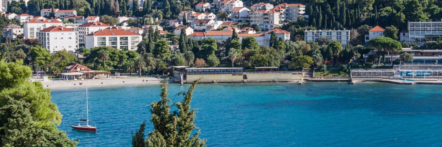 Lapad Bay